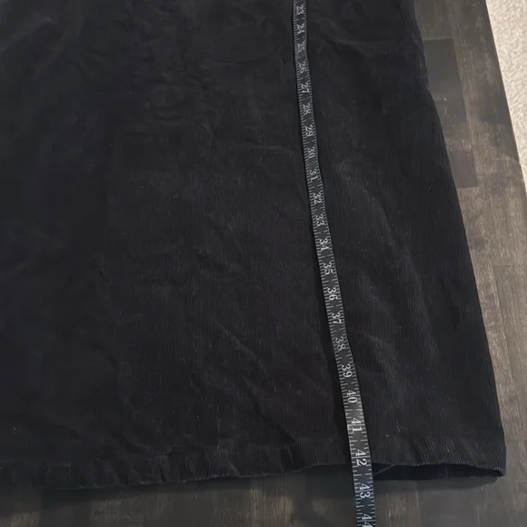 Lucy & Yak Black Midi Dress - Picture 10 of 10